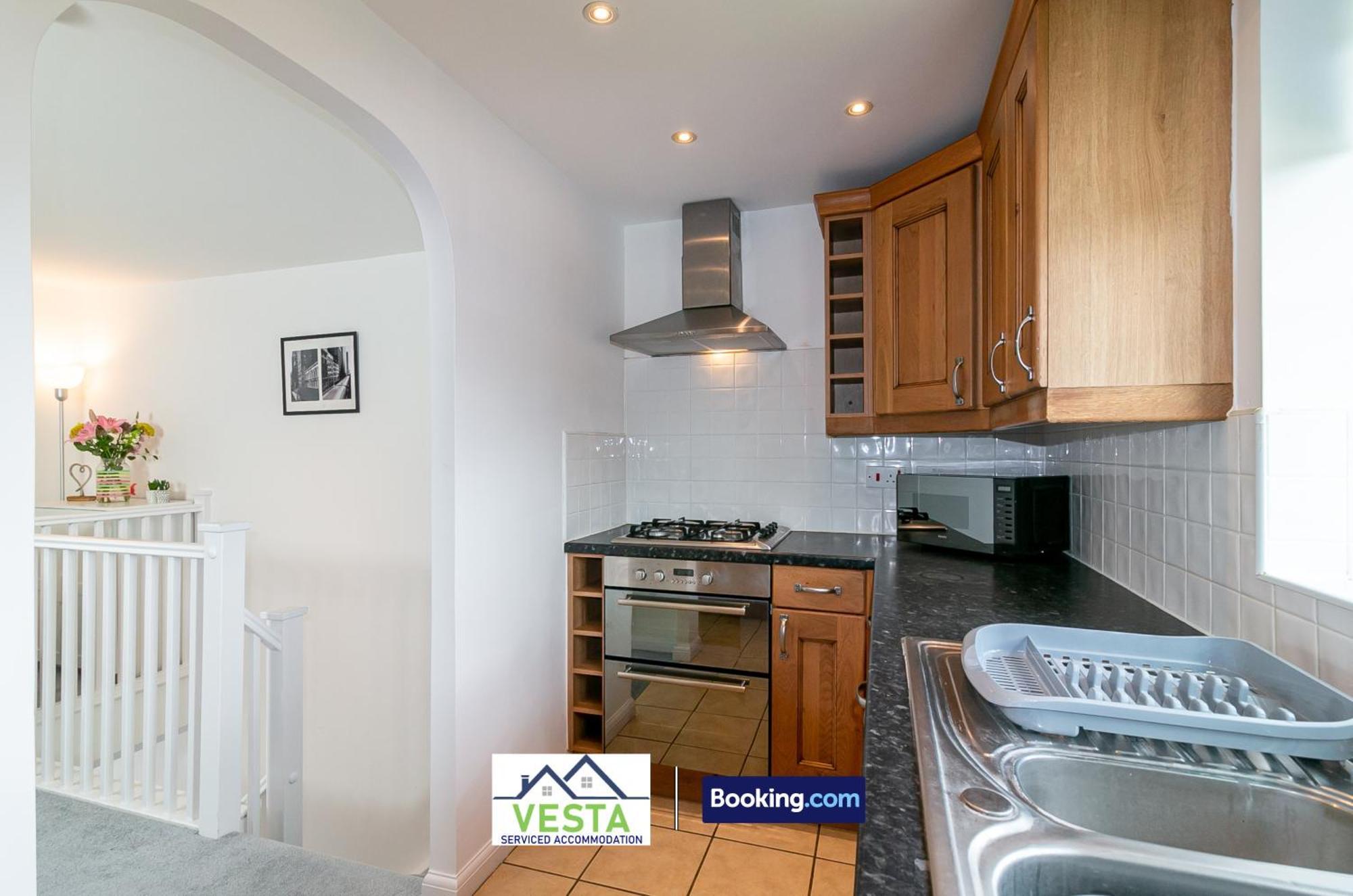 Three Bedroom Apartment By Vesta Serviced Accommodation & Short Lets Hatfield With Free Parking Hatfield (Hertfordshire) Exterior foto