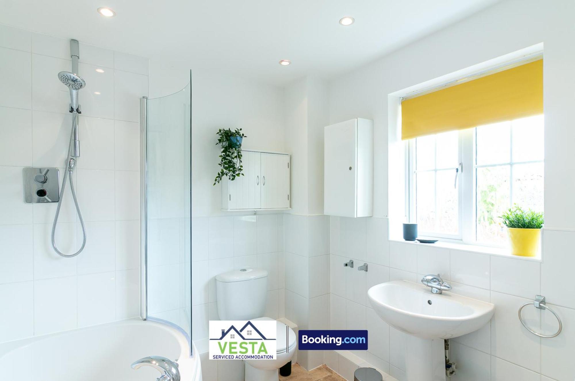 Three Bedroom Apartment By Vesta Serviced Accommodation & Short Lets Hatfield With Free Parking Hatfield (Hertfordshire) Exterior foto